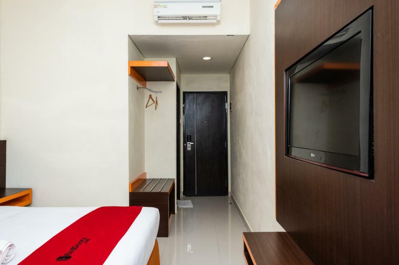 Reddoorz @ Pelita Raya Rappocini Hotel Makassar Exterior photo