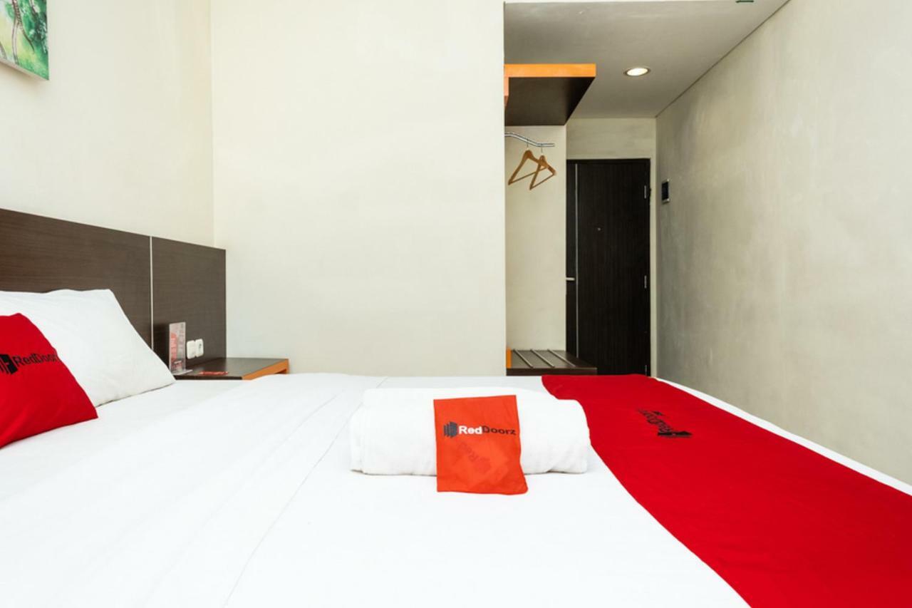 Reddoorz @ Pelita Raya Rappocini Hotel Makassar Exterior photo